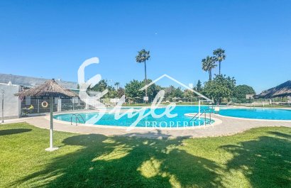 Resale - Apartamento - Torrevieja - Los Balcones