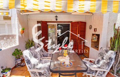 For sale  sunny townhouse in Rocajuna,  Punta Prima, Los Altos. Costa Blanca, Spain. ID 2399