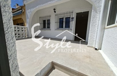 Resale - Adosado - La Marina