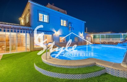 Resale - Villa - Torrevieja - El Chaparal
