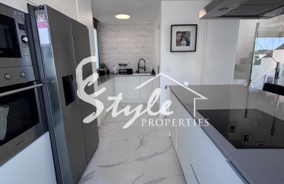 Resale - Villa - Villamartín - Pau 8
