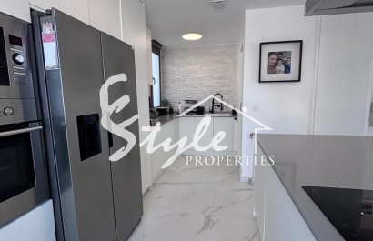 Resale - Villa - Villamartín - Pau 8