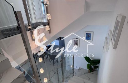 Resale - Villa - Villamartín - Pau 8