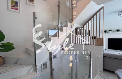 Resale - Villa - Villamartín - Pau 8