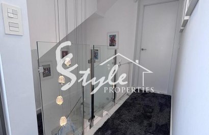 Resale - Villa - Villamartín - Pau 8