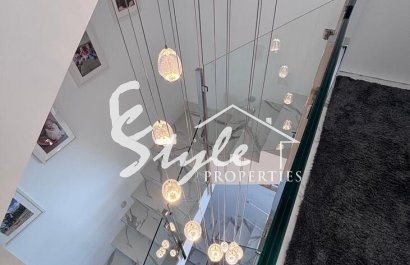 Resale - Villa - Villamartín - Pau 8