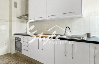 Resale - Apartament  - Guardamar - Pueblo