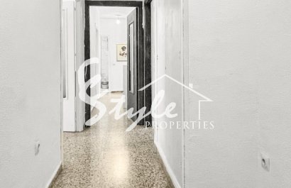 Resale - Apartament  - Guardamar - Pueblo