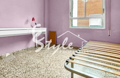 Resale - Apartament  - Guardamar - Pueblo