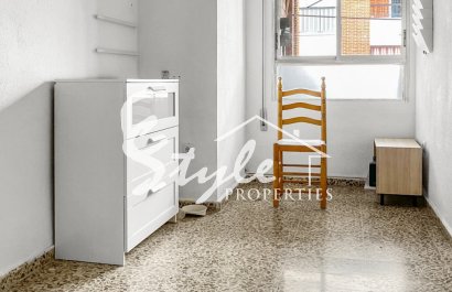 Resale - Apartament  - Guardamar - Pueblo