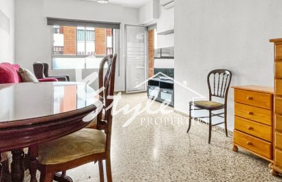 Resale - Apartament  - Guardamar - Pueblo