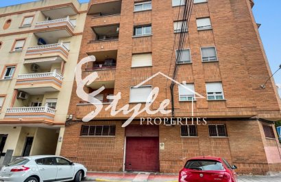 Resale - Apartament  - Guardamar - Pueblo
