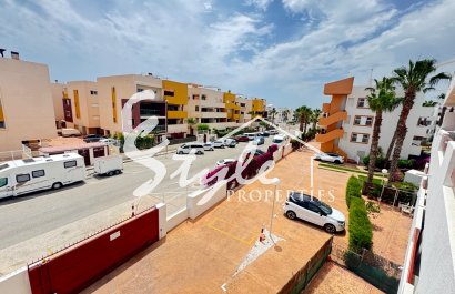 Resale - Apartamento - Orihuela-Costa - Playa Flamenca