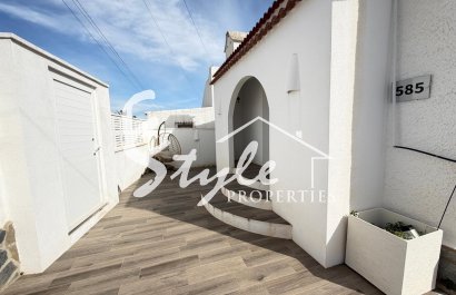 Resale - Villa - Orihuela-Costa - Blue Lagoon