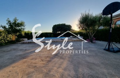 Resale - Villa - Orihuela-Costa - Benferri