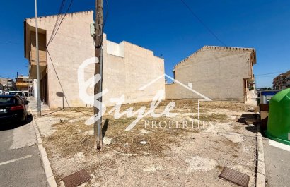 Resale - Urban building plot - San Miguel De Salinas - CENTRO URBANO