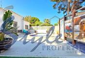 Resale - Villa - Orihuela Costa  - Punta Prima