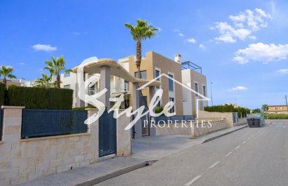 Resale - Townhouse - Orihuela-Costa - La Zenia