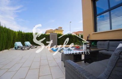 Resale - Townhouse - Orihuela-Costa - La Zenia