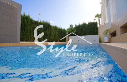 Resale - Townhouse - Orihuela-Costa - La Zenia