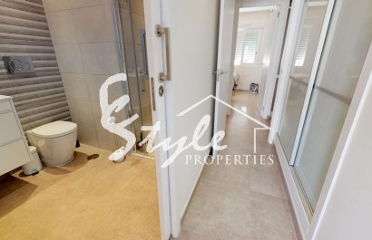 Reventa - Apartamento - Torrevieja - Aguas Nuevas