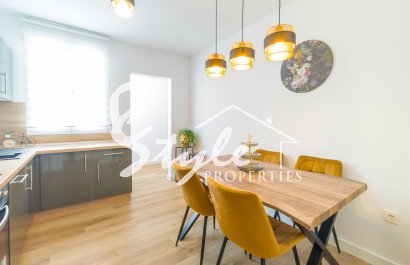 Resale - Apartamento - Torrevieja - Playa del Cura