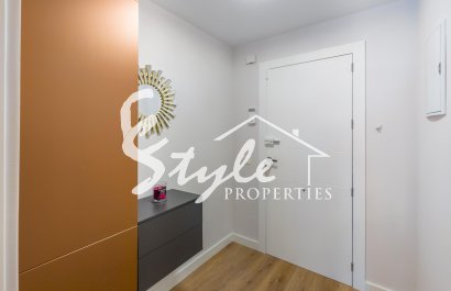 Resale - Apartamento - Torrevieja - Playa del Cura