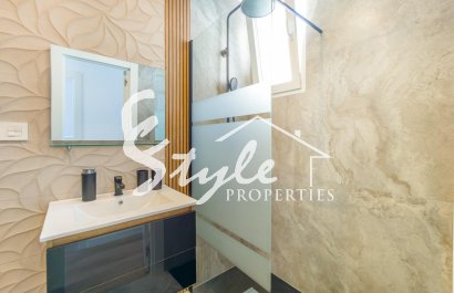 Resale - Apartamento - Torrevieja - Playa del Cura