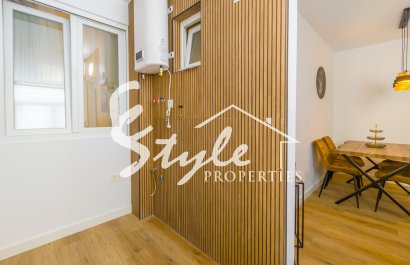 Resale - Apartamento - Torrevieja - Playa del Cura