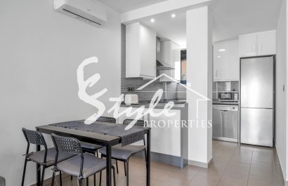 Resale - Apartamento - Orihuela-Costa - La Zenia