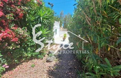 Resale - Villa - San Miguel De Salinas - BLUE LAGOON