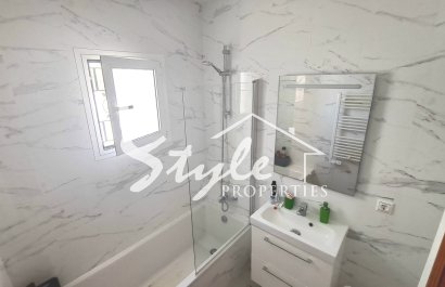 Resale - Villa - San Miguel De Salinas - BLUE LAGOON