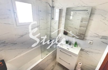 Resale - Villa - San Miguel De Salinas - BLUE LAGOON
