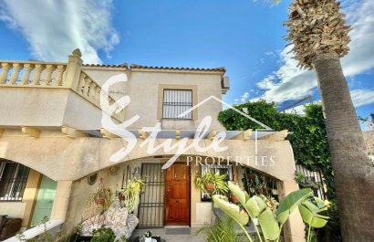For sale 3 bedroom quad house in Serena IV, Play Flamenca, Orihuela Costa, Costa Blanca . ID2994