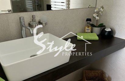 Resale - Apartamento - Punta Prima