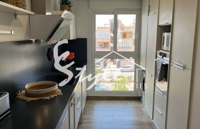 Resale - Apartamento - Punta Prima