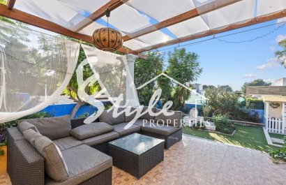 Resale - Villa - Alicante - El Poble Llevanti