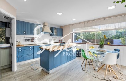 Resale - Villa - Alicante - El Poble Llevanti