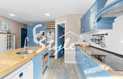 Resale - Villa - Alicante - El Poble Llevanti