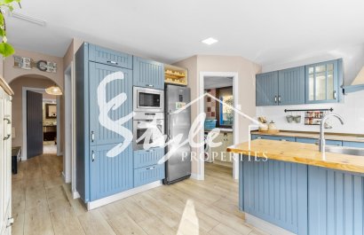 Resale - Villa - Alicante - El Poble Llevanti