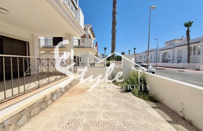 Resale - Semi-Detached Villa - Ciudad Quesada