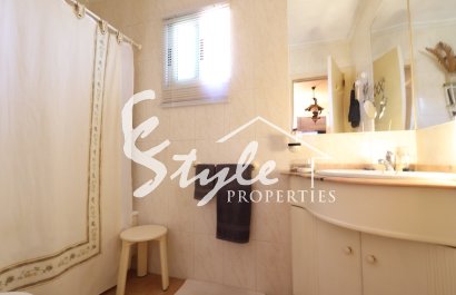 Resale - Villa - Punta Prima