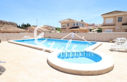 Resale - Villa - Punta Prima
