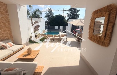 Resale - Villa - Alicante - Dolores