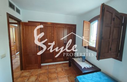 Resale - Apartamento - Punta Prima