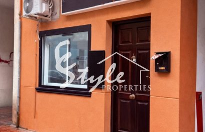 Коммерческая недвижимость - Commercial - Torrevieja - Торревьеха
