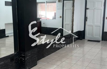 Коммерческая недвижимость - Commercial - Torrevieja - Торревьеха