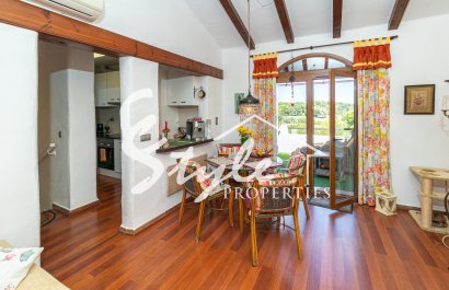 Resale - Semi-Detached Villa - Villamartín - Villamartin