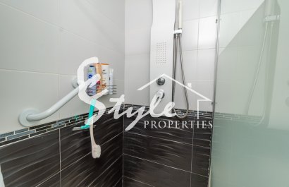 Resale - Semi-Detached Villa - Villamartín - Villamartin