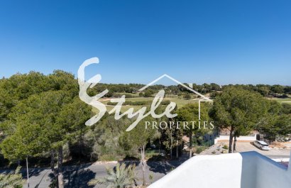 Resale - Semi-Detached Villa - Villamartín - Villamartin